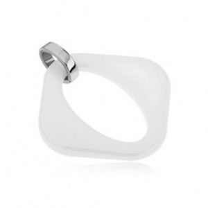 Šperky eshop - Biely keramický prívesok - kosoštvorec s oválnym výrezom SP37.31