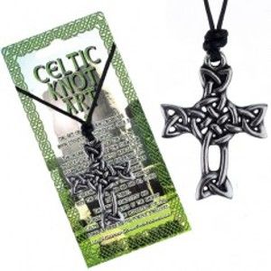 Šperky eshop - Čierna šnúrka na krk a lesklý prívesok, kríž z keltského uzla P3.20