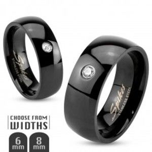 Šperky eshop - Čierny oceľový prsteň, lesklé zaoblené ramená, číry zirkónik, 6 mm M01.23 - Veľkosť: 55 mm
