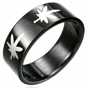 Šperky eshop - Čierny prsteň s marihuanou D6.11 - Veľkosť: 56 mm
