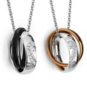 Šperky eshop - Dva oceľové prívesky - lesklé obrúčky s rozpoleným srdcom, užšie farebné prstene AA27.19