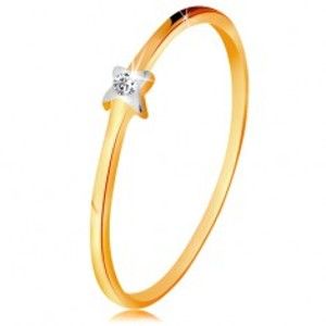 Šperky eshop - Dvojfarebný zlatý prsteň 585 - hviezdička s čírym briliantom, tenké ramená BT178.10/16/502.82/87 - Veľkosť: 51 mm