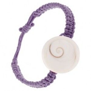 Šperky eshop - Fialový pletený šnúrkový náramok s kruhovou lastúrou S10.19