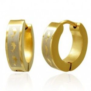 Šperky eshop - Kĺbové náušnice z ocele, zlatá farba, pásik v striebornom odtieni s delfínmi U17.18