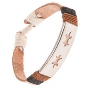 Šperky eshop - Kožený náramok - béžový pás, oceľová známka s jašteričkami, šnúrky Q19.13