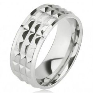 Šperky eshop - Lesklý oceľový prsteň - obrúčka striebornej farby, ozdobné diamantové plôšky BB10.11 - Veľkosť: 65 mm