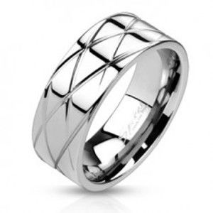 Šperky eshop - Lesklý oceľový prsteň - šikmé zárezy  L2.04 - Veľkosť: 69 mm