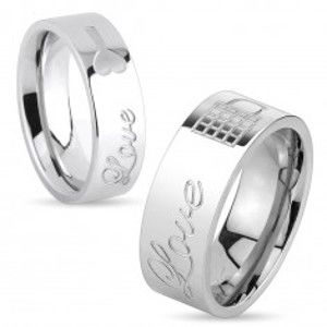 Šperky eshop - Lesklý oceľový prsteň striebornej farby, nápis Love a zamknutá kladka, 8 mm M03.29 - Veľkosť: 60 mm