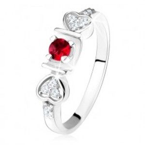 Lesklý prsteň - striebro 925, ružový okrúhly zirkón v žliabku, srdiečka, číre kamienky - Veľkosť: 50 mm