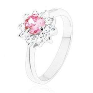 Šperky eshop - Lesklý prsteň so zirkónovým kvietkom v ružovej a čírej farbe, zúžené ramená V12.14 - Veľkosť: 55 mm