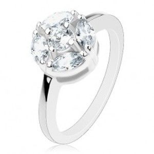 Šperky eshop - Lesklý prsteň striebornej farby, kruh zdobený čírymi zrnkami a okrúhlym zirkónom AC09.08 - Veľkosť: 57 mm