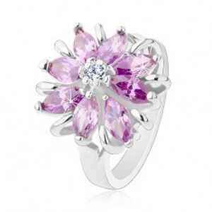 Šperky eshop - Lesklý prsteň, strieborný odtieň, ligotavý kvet z farebných zrniečkových zirkónov R37.25 - Veľkosť: 60 mm, Farba: Ružová