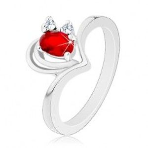 Šperky eshop - Lesklý prsteň v striebornej farbe, obrys srdiečka, červeno-číre zirkóniky G12.31 - Veľkosť: 50 mm