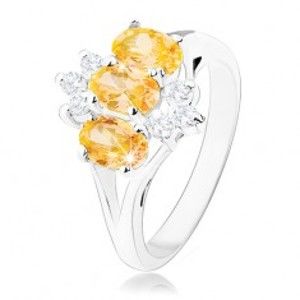 Šperky eshop - Lesklý prsteň v striebornej farbe, žlté zirkónové ovály, číre zirkóniky R33.10 - Veľkosť: 50 mm