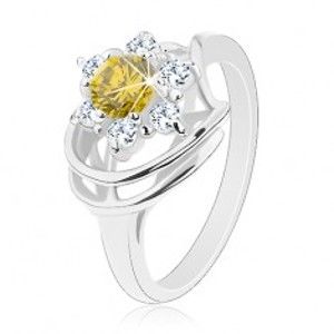 Šperky eshop - Lesklý prsteň v striebornom odtieni, okrúhly žlto-zelený zirkón, číre zirkóny G01.15 - Veľkosť: 50 mm