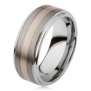 Šperky eshop - Lesklý prsteň z karbidu wolfrámu s matným povrchom, dvojfarebný pruhovaný motív SP26.15 - Veľkosť: 54 mm
