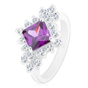 Šperky eshop - Ligotavý prsteň, fialový štvorec lemovaný okrúhlymi čírymi zirkónmi R43.5 - Veľkosť: 48 mm