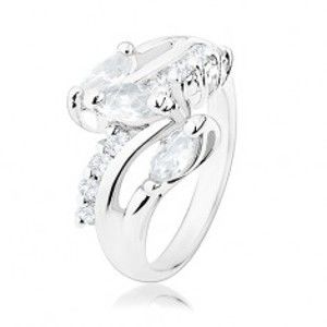 Šperky eshop - Ligotavý prsteň, ramená striebornej farby, okrúhle a zrnkové číre zirkóny R34.14 - Veľkosť: 51 mm