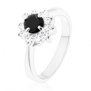 Šperky eshop - Ligotavý prsteň s úzkymi ramenami, okrúhly čierny zirkón s čírym lemovaním V12.02 - Veľkosť: 51 mm