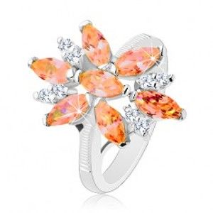Šperky eshop - Ligotavý prsteň v striebornej farbe, veľký kvet z oranžových a čírych zirkónov R29.16 - Veľkosť: 50 mm