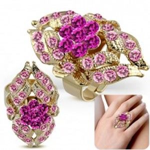 Šperky eshop - Masívny prsteň zlatej farby, ozdobne zvlnené línie, žiarivé ružové zirkóny AA20.28