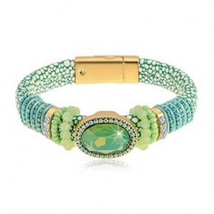 Šperky eshop - Náramok zelenej farby s hadím vzorom, veľký brúsený ovál, korálky a šnúrky Z45.17