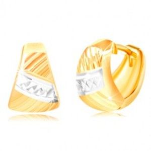 Šperky eshop - Náušnice zo zlata 585 - zaoblený trojuholník, šikmé ryhy, pás bieleho zlata GG217.22