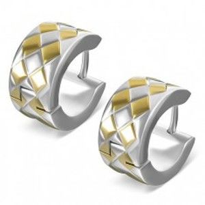 Šperky eshop - Oceľové okrúhle náušničky - prekrížené pásy s kosoštvorcami R21.3