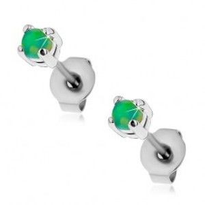 Šperky eshop - Oceľové puzetové náušnice, okrúhly syntetický opál zelenej farby, 3 mm AC22.29