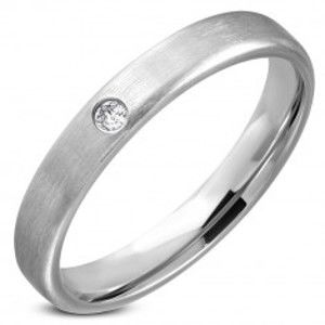 Šperky eshop - Oceľový prsteň - obrúčka striebornej farby s čírym kamienkom v strede C25.14 - Veľkosť: 55 mm
