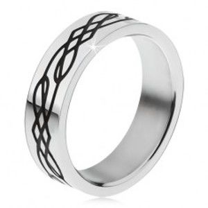 Šperky eshop - Oceľový prsteň, rovný povrch, čierna zvlnená línia a kosoštvorce BB18.11 - Veľkosť: 51 mm