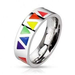 Šperky eshop - Oceľový prsteň s farebnými trojuholníkmi na podklade striebornej farby C20.11 - Veľkosť: 57 mm