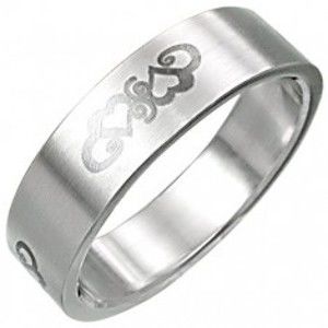Šperky eshop - Oceľový prsteň so srdiečkovým ornamentnom D4.17 - Veľkosť: 55 mm