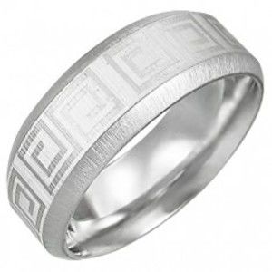 Šperky eshop - Oceľový prsteň so vzorom gréckeho kľúča, skosené hrany BB3.8 - Veľkosť: 57 mm
