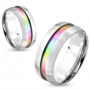 Šperky eshop - Oceľový prsteň striebornej farby, dúhový prúžok, vyvýšené okraje, 8 mm HH16.4 - Veľkosť: 67 mm