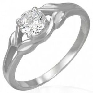 Šperky eshop - Oceľový zásnubný prsteň - číry zirkón v slučke F6.3 - Veľkosť: 48 mm