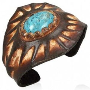 Šperky eshop - Ohybný kožený náramok s tyrkysovým kameňom, slnkom a šípkami Y36.5
