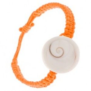 Šperky eshop - Oranžový šnúrkový pletenec s kruhovou imitáciou lastúry S10.20
