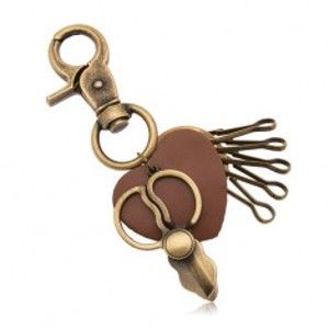 Šperky eshop - Patinovaný prívesok na kľúče, mosadzný odtieň, nožnice a hnedé srdiečko Z36.9