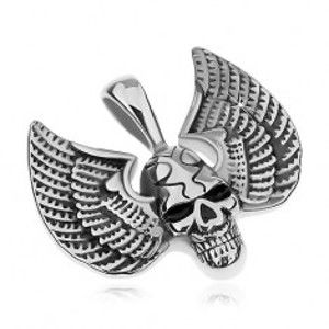 Šperky eshop - Prívesok z chirurgickej ocele, strieborná farba, patinovaná lebka s krídlami G23.02