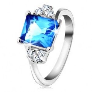 Šperky eshop - Prsteň s lesklými ramenami a obdĺžnikovým zirkónom svetlomodrej farby G08.17 - Veľkosť: 51 mm