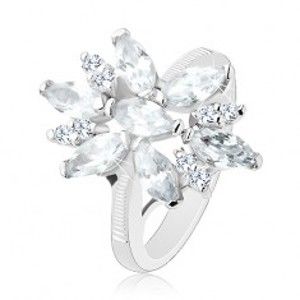 Šperky eshop - Prsteň s lesklými ramenami, veľký ligotavý kvet s čírymi lupeňmi R33.15 - Veľkosť: 53 mm