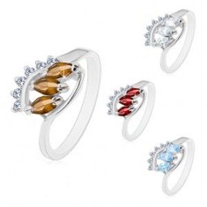 Šperky eshop - Prsteň s lesklými zahnutými ramenami, tri farebné zrnkové zirkóny M07.17 - Veľkosť: 48 mm, Farba: Hnedá
