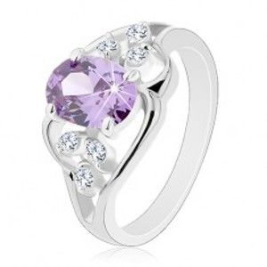 Šperky eshop - Prsteň s rozdelenými ramenami, zvlnené línie, oválny zirkón fialovej farby R30.18 - Veľkosť: 51 mm
