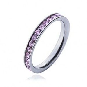 Šperky eshop - Prsteň s ružovými zirkónmi - oceľová obrúčka J2.11 - Veľkosť: 52 mm