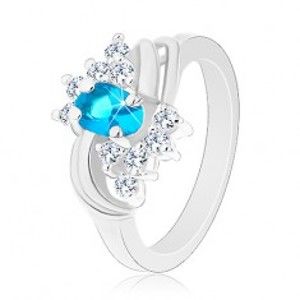 Šperky eshop - Prsteň so zúženými hladkými ramenami, modrý oválny zirkón, dva páry oblúkov V02.24 - Veľkosť: 62 mm