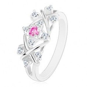 Šperky eshop - Prsteň striebornej farby, lesklé prekrížené línie, zirkóny čírej a ružovej farby R42.22 - Veľkosť: 58 mm