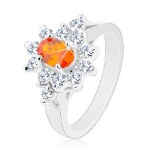 Šperky eshop - Prsteň striebornej farby, oranžový zirkónový ovál s lemom čírej farby R30.20 - Veľkosť: 49 mm