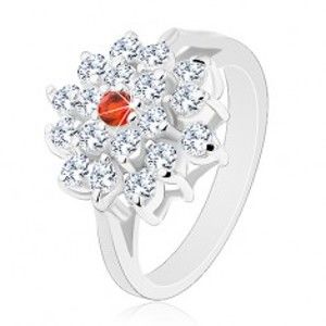 Šperky eshop - Prsteň striebornej farby, veľký číry kvet s oranžovým zirkónom v strede R30.15 - Veľkosť: 56 mm
