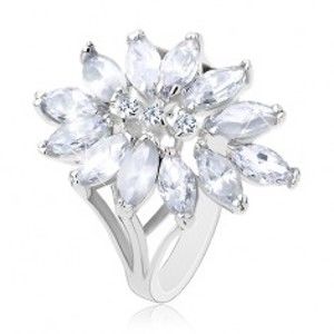 Šperky eshop - Prsteň striebornej farby, veľký kvet tvorený zirkónovými zrnkami R38.11 - Veľkosť: 51 mm, Farba: Mix